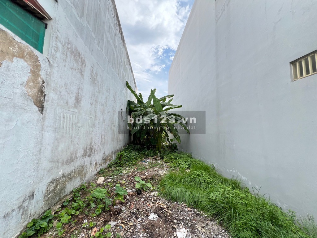 Bán đất thổ 110m2 (5x22), đường oto tránh, Long Bình, Q9. Giá hơn 4 tỷ