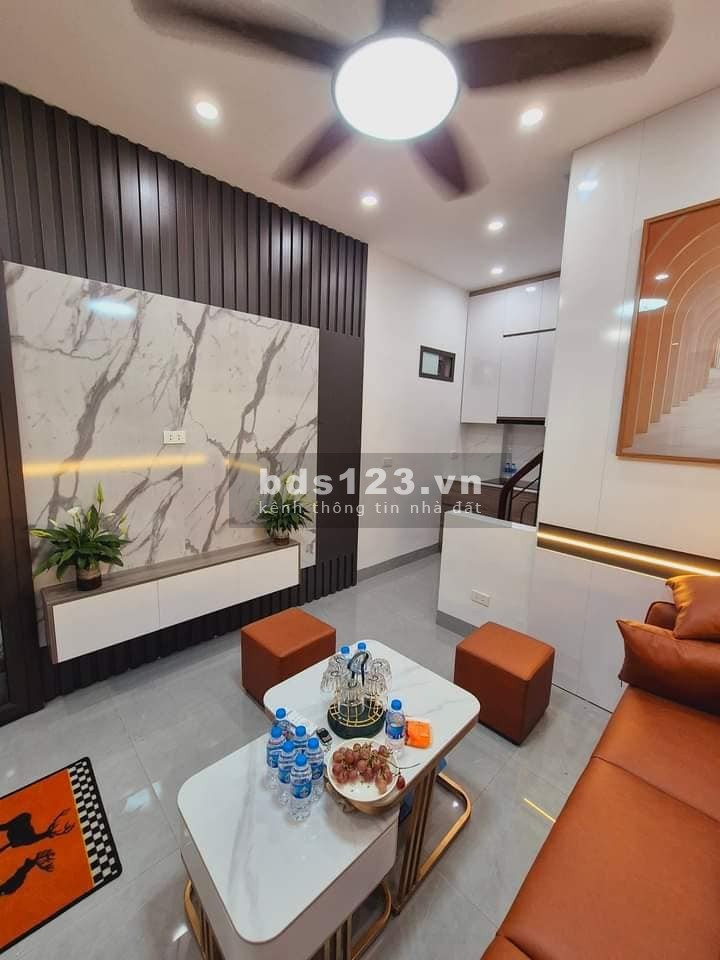 Bán Nhà Bạch Mai, Hai Bà Trưng 20m, 4 tầng, mt 3.3m, giá 3.4 tỷ.