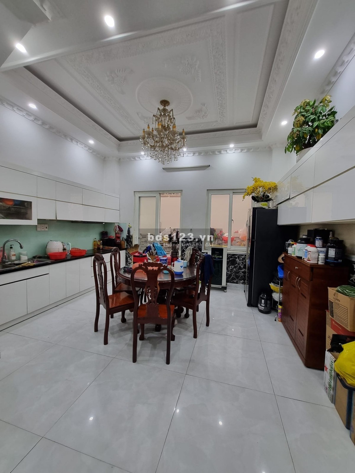 Bán Nhà Đẹp LUNG LINH HXH, khu VIP, 4 Tầng, Trường Chinh, 70 M2, chỉ 11.5 tỷ.