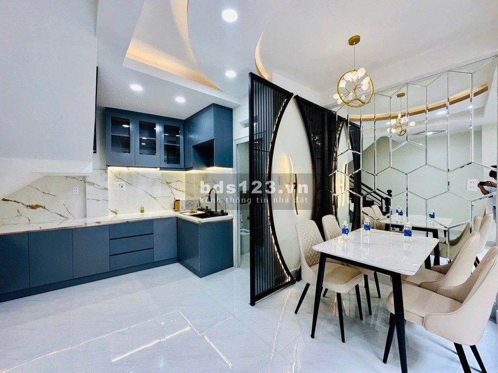 Nhà mới 4 tầng - Ở ngay - Full NT - Nở hậu - Huỳnh Văn Bánh, Phú Nhuận - SHR - Nhỉnh 7 Tỷ