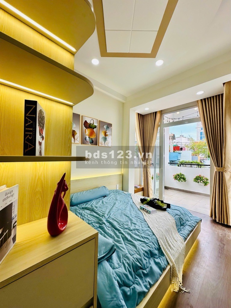 Nhà mới 4 tầng - Ở ngay - Full NT - Nở hậu - Huỳnh Văn Bánh, Phú Nhuận - SHR - Nhỉnh 7 Tỷ