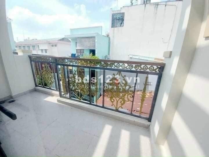 Bán nhà 1/ Lê Quang Định, P.1, Q.Gò Vấp, 1 trệt 2 lầu (60m2). Hẻm oto 5m, sổ hồng riêng. Giá 2tỷ600