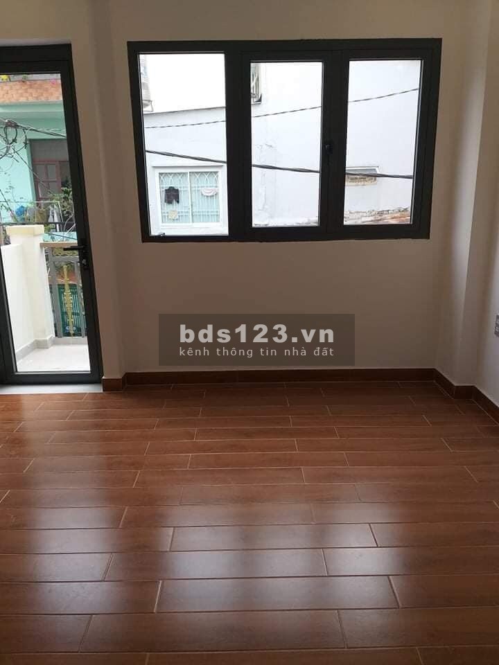 Bán nhà 1/ Lê Quang Định, P.1, Q.Gò Vấp, 1 trệt 2 lầu (60m2). Hẻm oto 5m, sổ hồng riêng. Giá 2tỷ600
