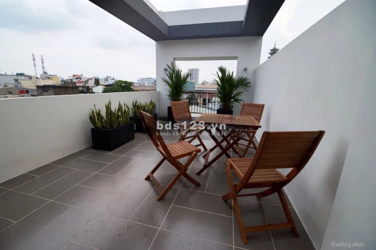 Bán nhà Phan Văn Trị, P11,Bình Thạnh, gần siêu thị Emart. DT 42m2 (trệt, 1 lửng, 2 lầu). Giá 2tỷ440