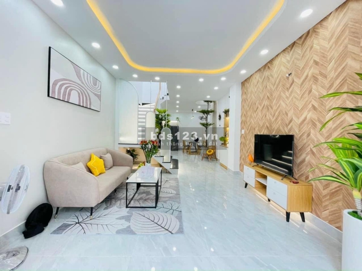 Nhà Lê Văn Sỹ, P13, Q3 xây 58m2 1 trệt 1 lầu, gần THCS Đoàn Thị Điểm. Giá 3tỷ050, hẻm 5m, sổ riêng
