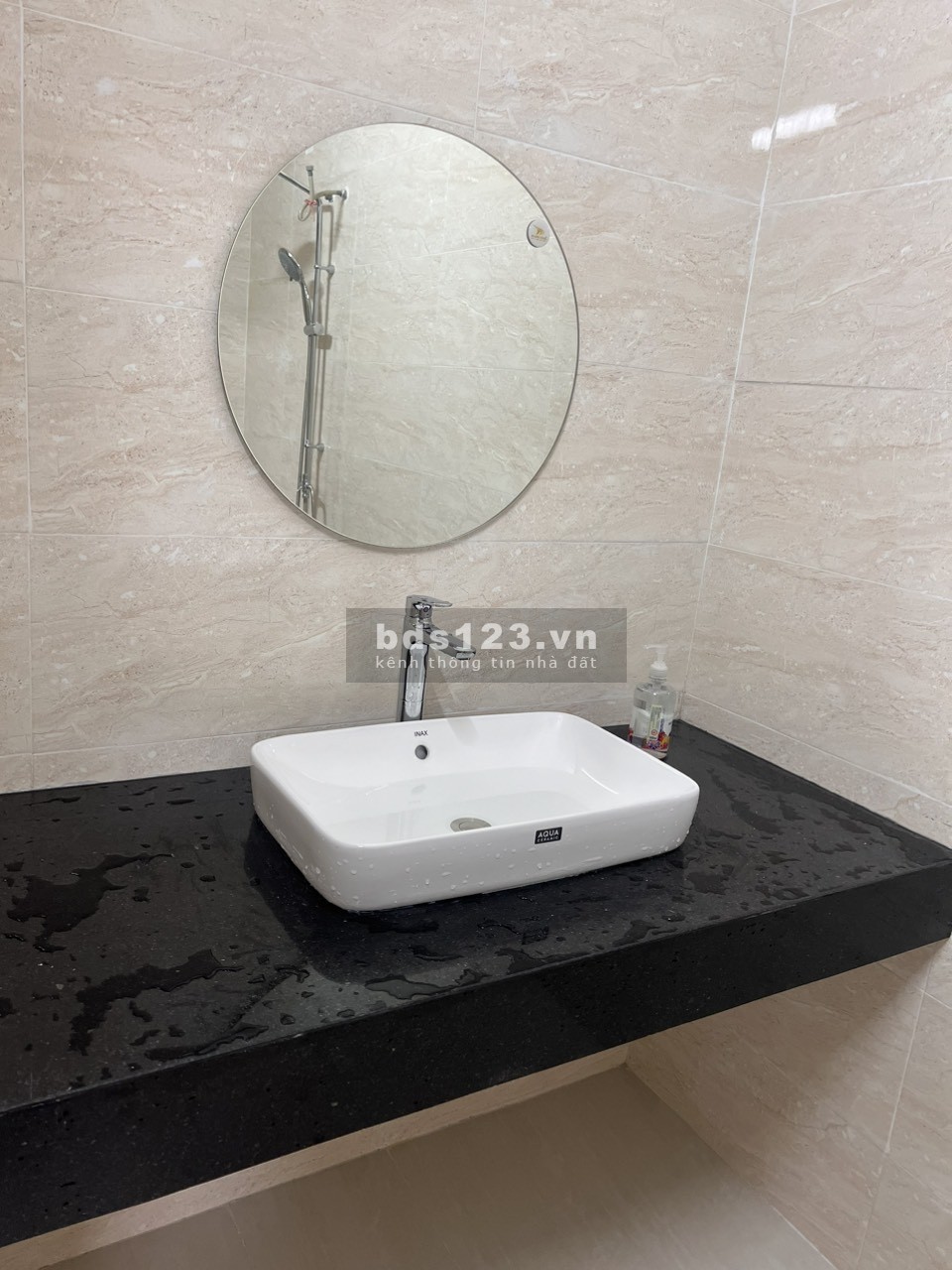 Bán căn hộ chung cư Đường Sắt, Quận 3, SHR, 90m2, 2p ngủ, 2wc, giá 3,8 tỷ