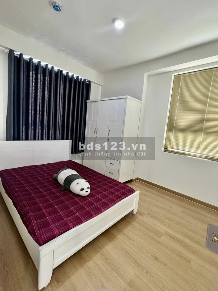 Căn chung cư 65m2, 2p ngủ, 2wc, Nội thất, P3-Tân Bình giá 12tr/tháng