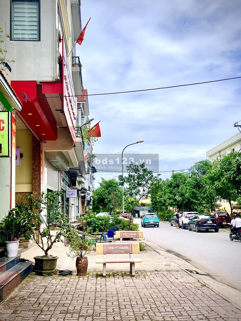 Đất Kinh Doanh Mặt Phố Tây Bầu, Tặng nhà 3 tầng, 0981696663