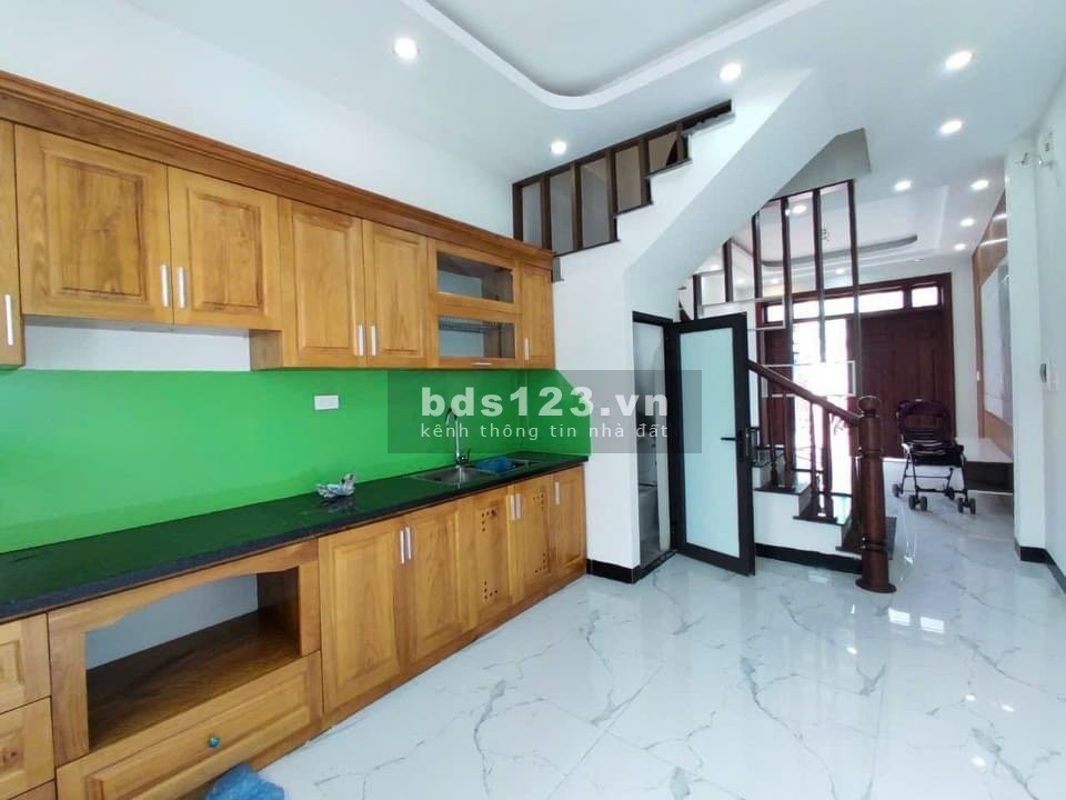 Chỉ 1,79 tỷ sở hữu ngay căn nhà 3 tầng sát vách Hà Đông giá ưu đãi, ô tô đỗ cửa