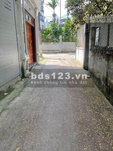 Bán nhà Nguyễn Văn Linh, Thạch Bàn, nhà xây 5 tầng, 33m2