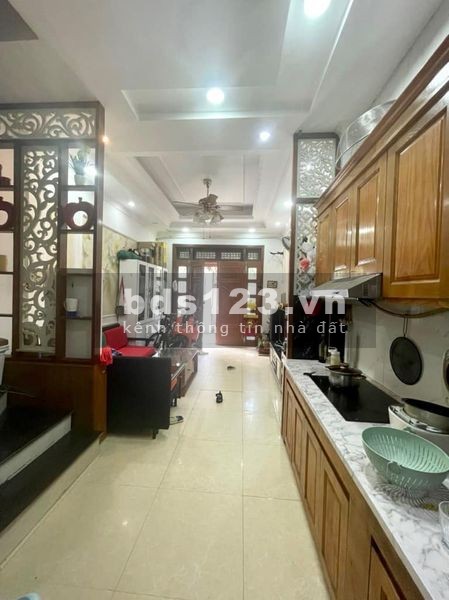 Bán nhà Nguyễn Văn Linh, Thạch Bàn, nhà xây 5 tầng, 33m2