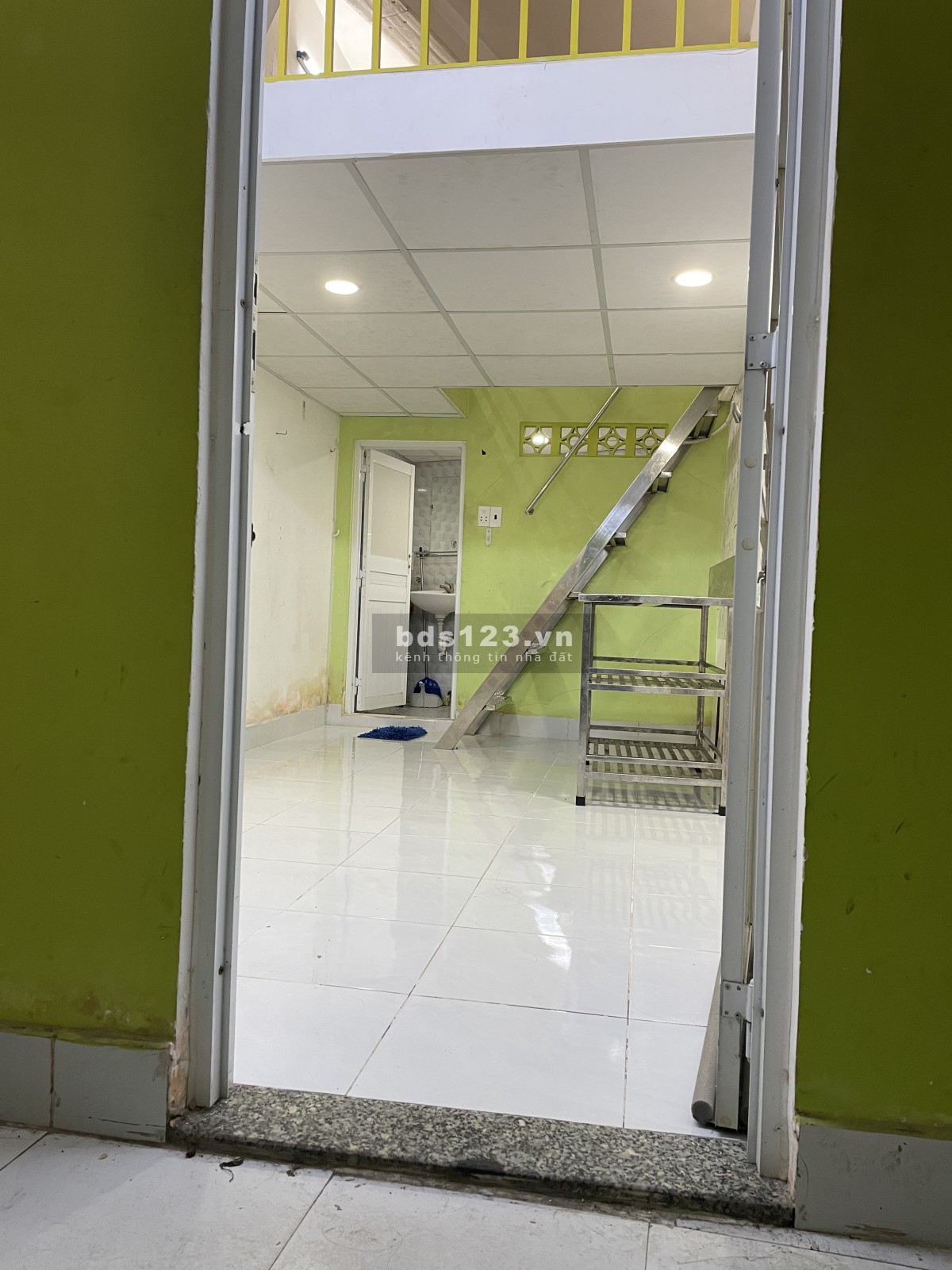 Cho thuê phòng ngay trung tâm Phường 5, Quận 5, có gác lửng , khu an ninh