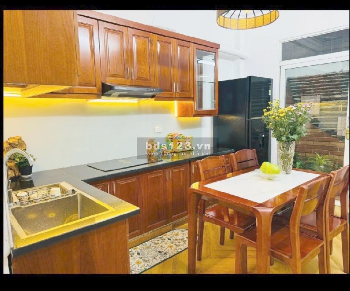 Nhà dân xây ở sướng. Đẹp sang. Full mọi thất - dân xây chắc chắn, 51m, St: 4 tầng