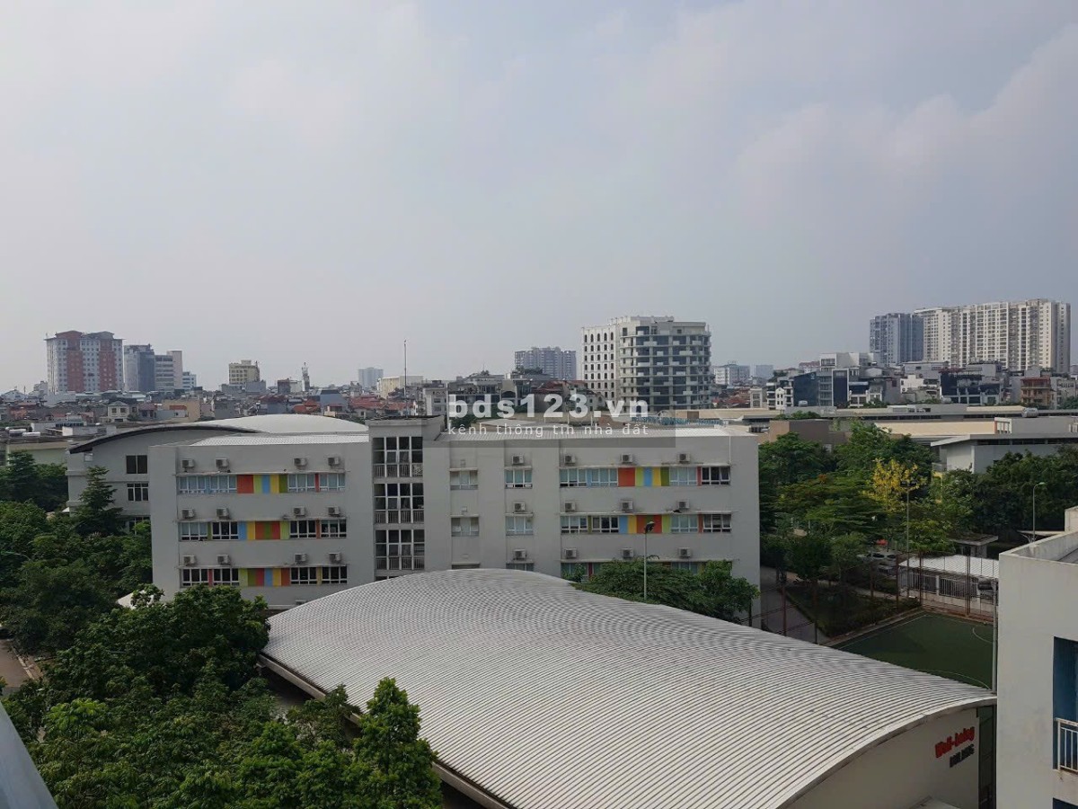 Bán nhà chính chủ tòa nhà mặt phố 7 tầng đầy đủ nội thất tại Long Biên