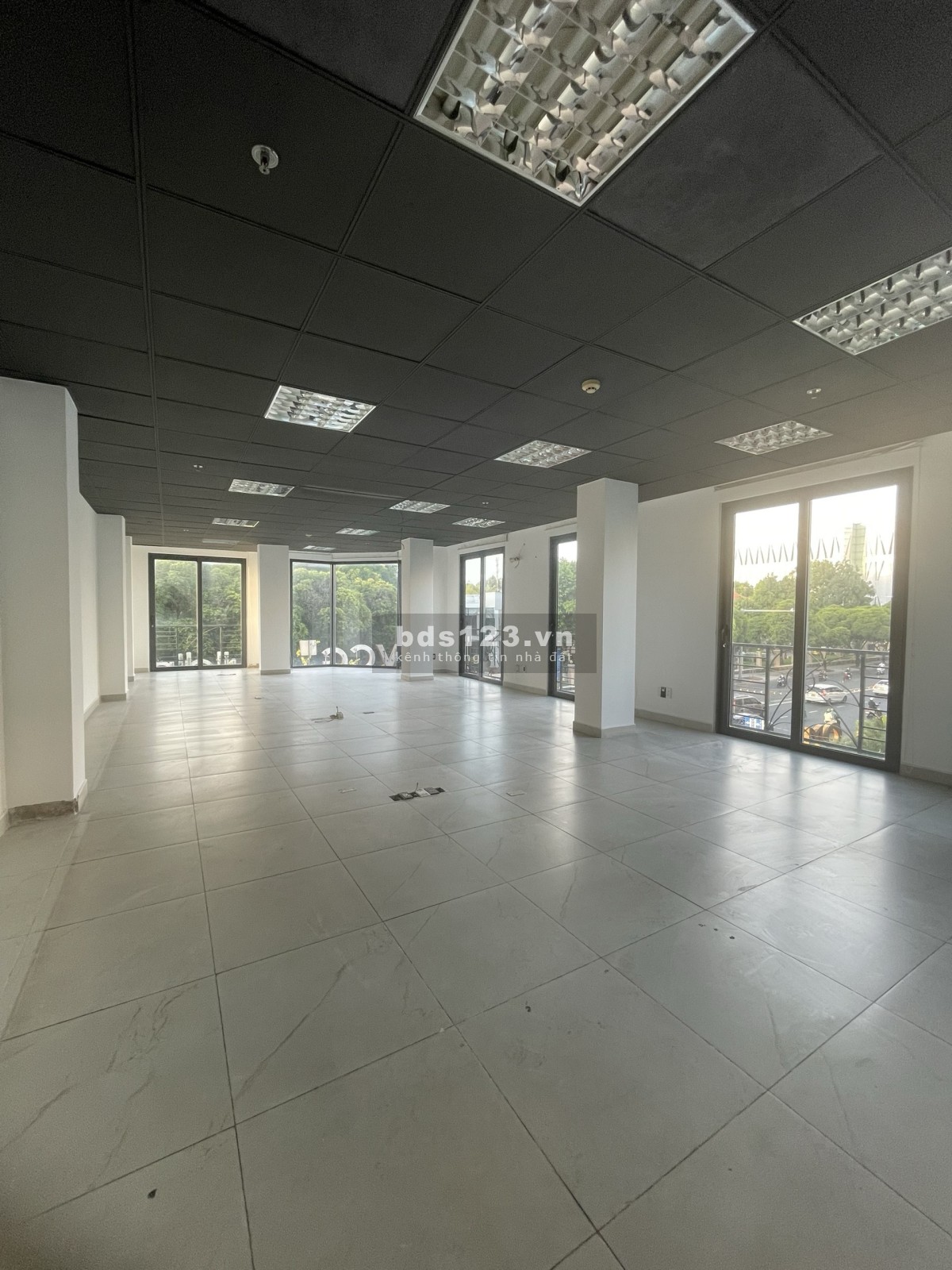 Chính chủ cần cho thuê sàn văn phòng 207 Hoàng Văn Thụ, Quận Phú Nhuận
