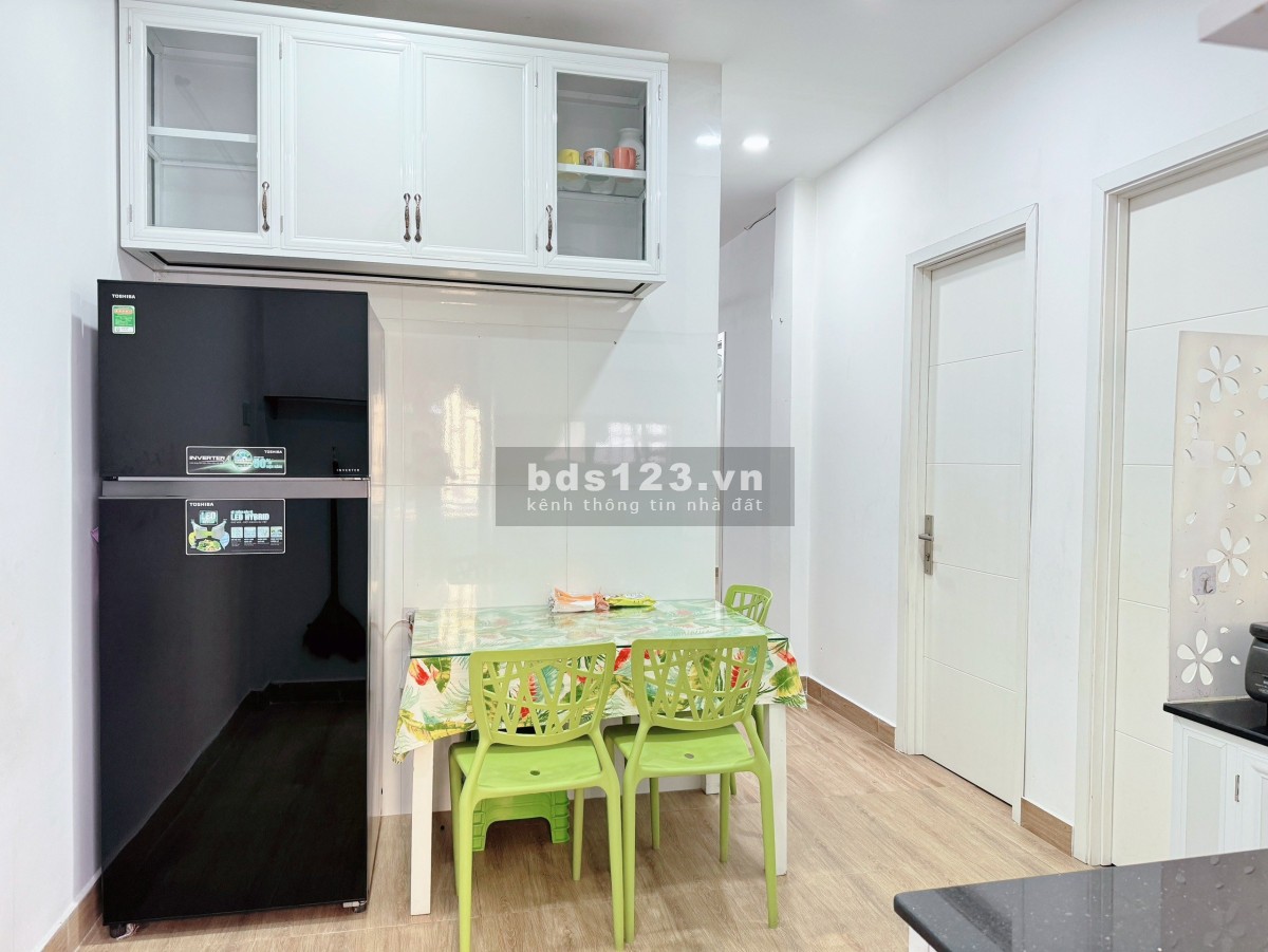 Cho thuê căn hộ chung cư Phú Thọ, Q10: 65m2,3p ngủ,10tr/tháng