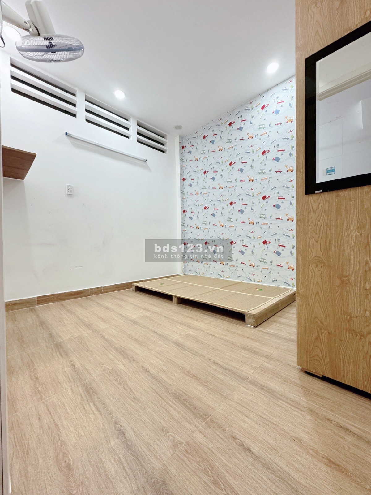 Cho thuê căn hộ chung cư Phú Thọ, Q10: 65m2,3p ngủ,10tr/tháng