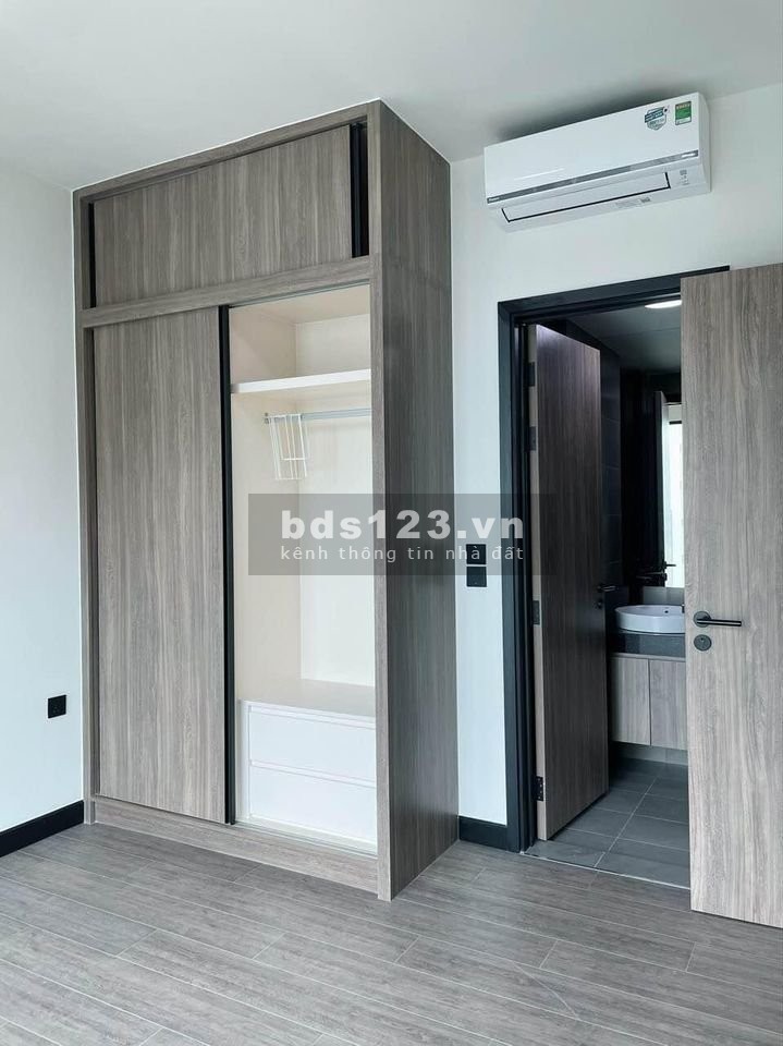 Căn hộ chung cư Sky Center, P2, Tân Bình: 65m2,2p ngủ, 2wc, Nt, 12tr