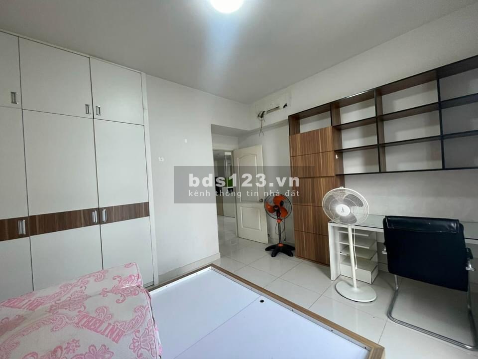 Chung Cư 590 CMT8 - Quận 3 70m2 2pn, 2wc 11tr5/th. Nội thất đầy đủ, tầng cao view thoáng