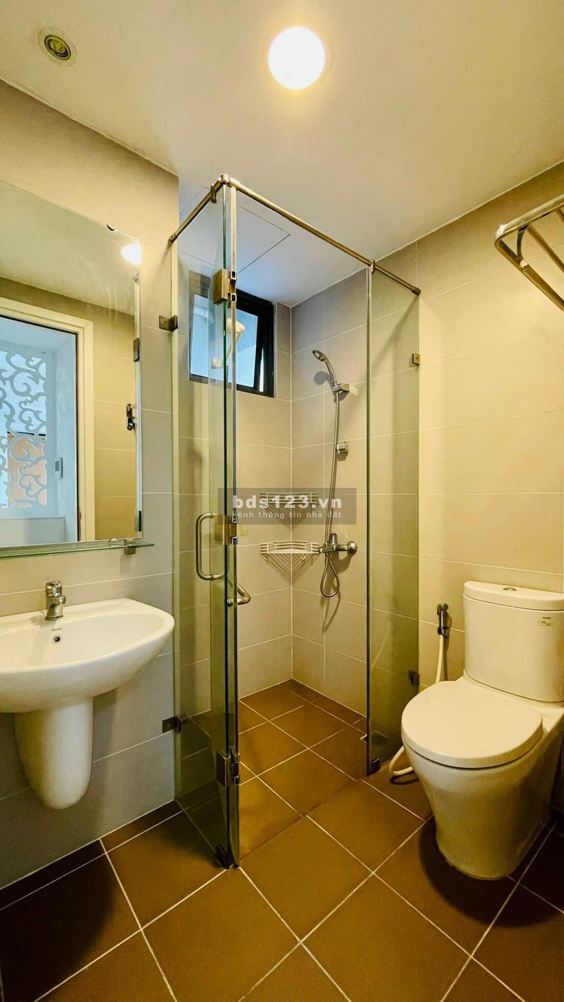 Chung cư Đặng Văn Ngữ - Phú Nhuận 70m2 2pn 12tr. Đầy đủ nội thất như hình, tầng cao view thoáng