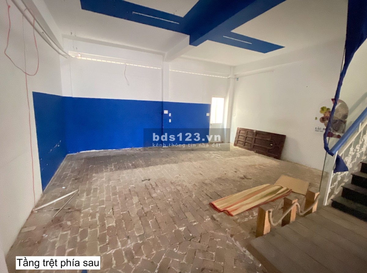 Nhà mặt tiền lớn 170m2 có bãi đậu xe 156 Thống Nhất cho thuê nguyên căn 60 triệu