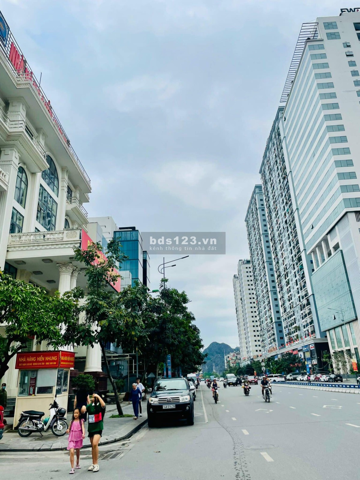 Chuyển nhượng tòa nhà văn phòng , nhà hàng ngay trung tâm trục đường to nhất thành phố vịnh Hạ Long