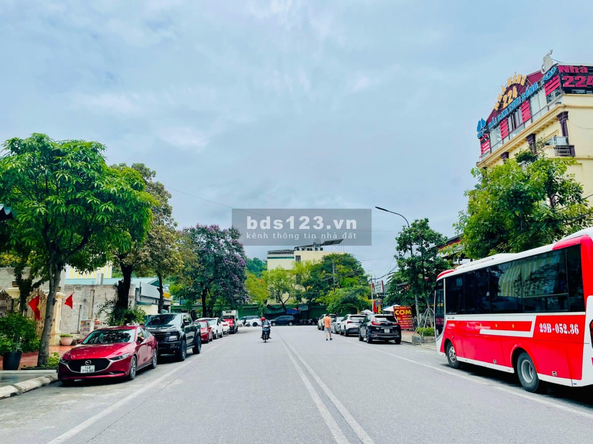 Biệt thự trung tâm Bãy cháy khu sầm uất du lịch bậc nhất Hạ Long