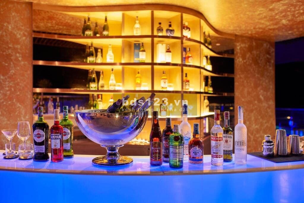 Khách sạn đạt tiêu chuẩn 5* quốc tế tại đường Hoàng Quốc Việt - Hùng Thắng, Hạ Long