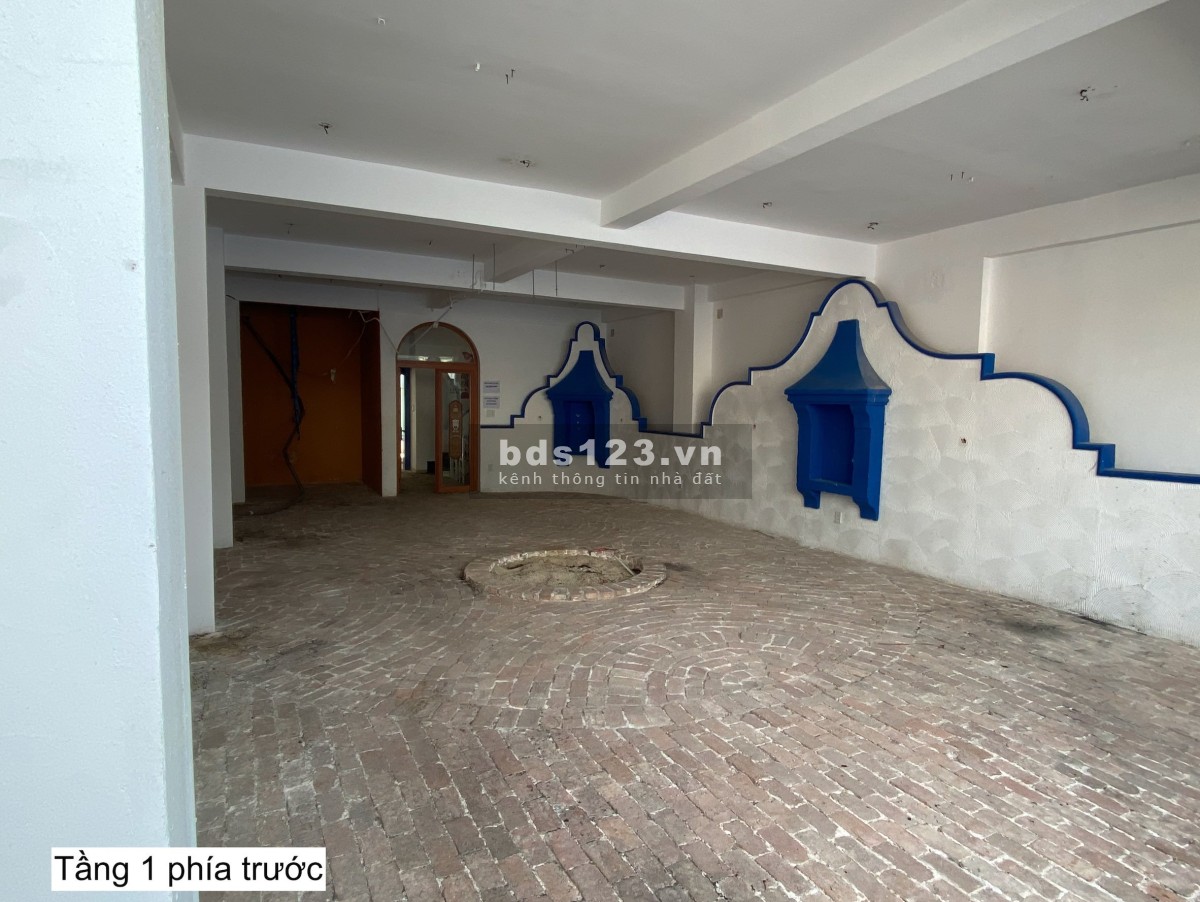 Nhà mặt tiền lớn 170m2 có bãi đậu xe 156 Thống Nhất cho thuê nguyên căn 60 triệu