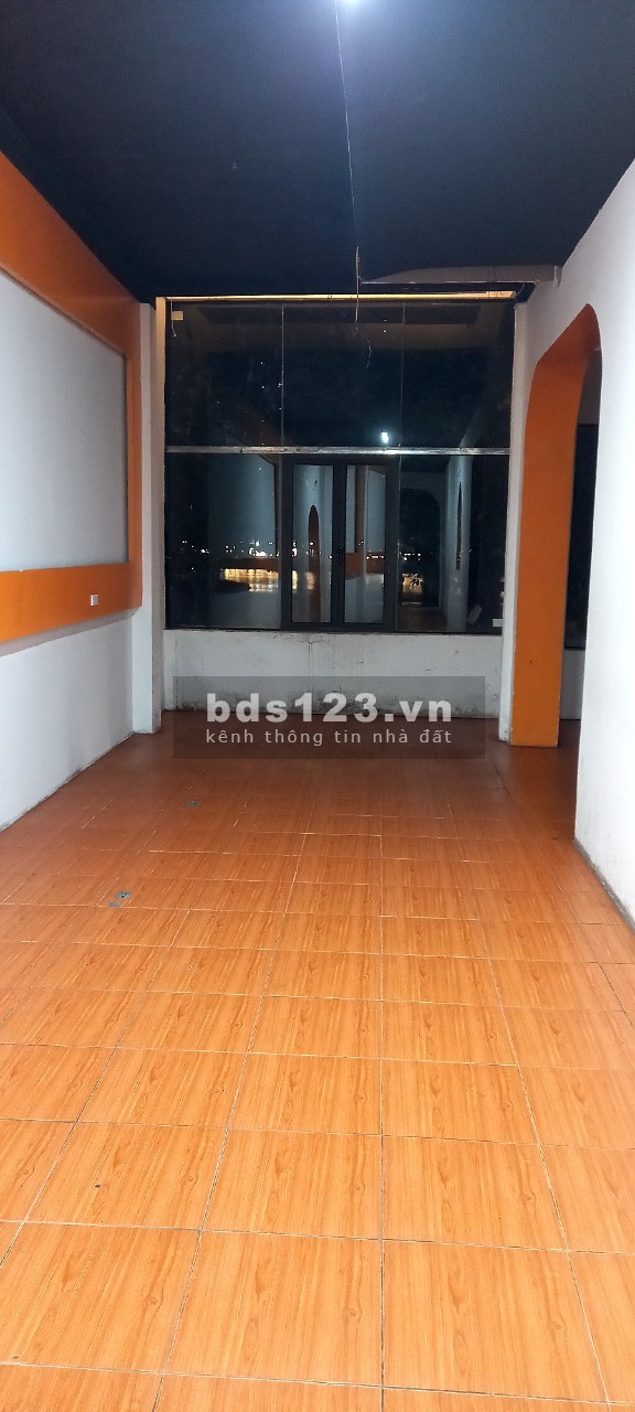 Cho thuê nhà mặt tiền phố Hồ Đắc Di, 100m²x 4 tầng