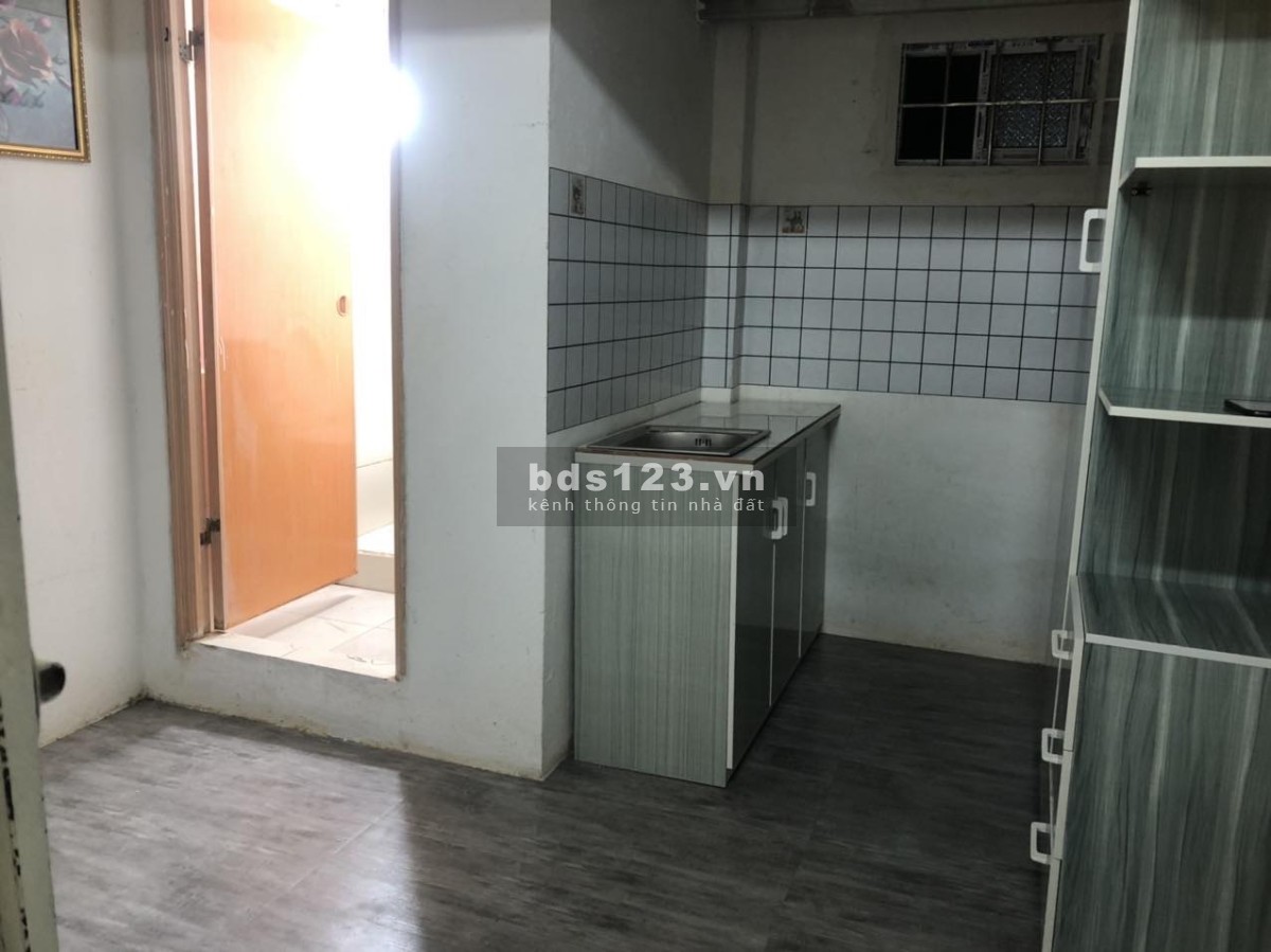Cho thuê phòng trọ có Gác lửng Đường Huỳnh Tấn Phát Q7 giá mềm T7, Gần ĐH UFM, qua Q4 Q1 thuận tiện