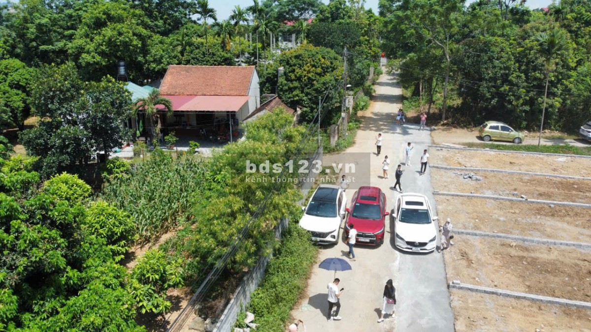 Bán 4 LÔ DT 128 -131 Xã Nam Phương Tiến, H. Chương Mỹ - Gần hồ Văn Sơn, sân golf Sky Lake