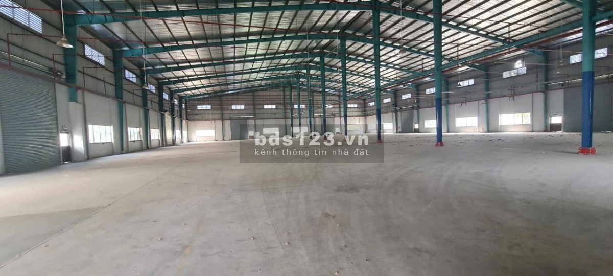 Cho thuê Xưởng 3450 m2 Gía : 410 triệu/tháng trong KCN Bến Cát