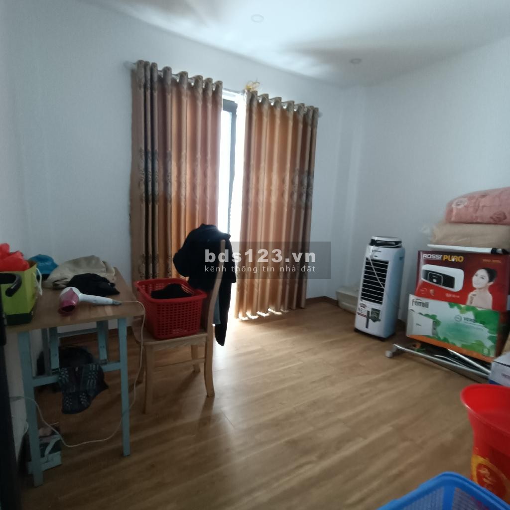 Bán nhà 5 tầng tại Hoàn Công Chất. Bắc từ Liêm. Phân lô vỉa hè rộng. Kinh doanh tốt. Khu vực vip.