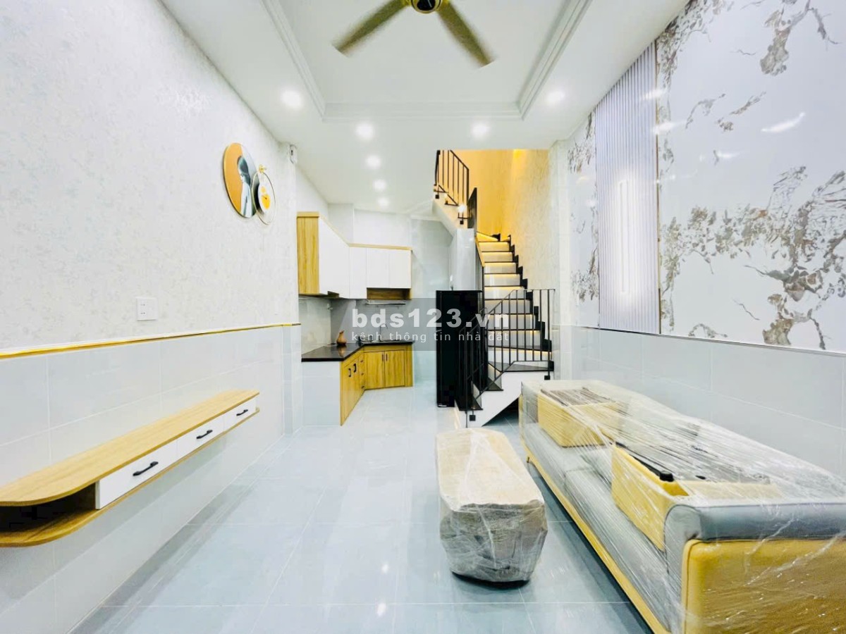 NHÀ MỚI ĐẸP HẺM XE TẢI P7 NGUYỄN VĂN NGHI TẶNG NỘI THẤT ĐẸP SỊN VÀO Ở NGAY CHỈ HƠN 4 TỎI TLCC