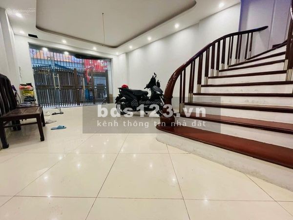 Bán nhà - PHÙNG CHÍ KIÊN – Cầu Giấy - NHÀ ĐẸP ĐẲNG CẤP - 58 m2 – 14,2 tỷ