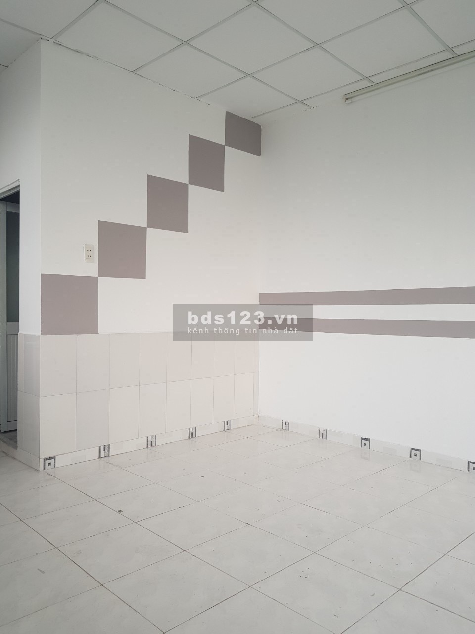 Phòng đẹp giá tốt cửa sổ, máy lạnh thoáng mát – 21/1 Trường Sơn, P.4, Q.Tân Bình (Gần Sân Bay)