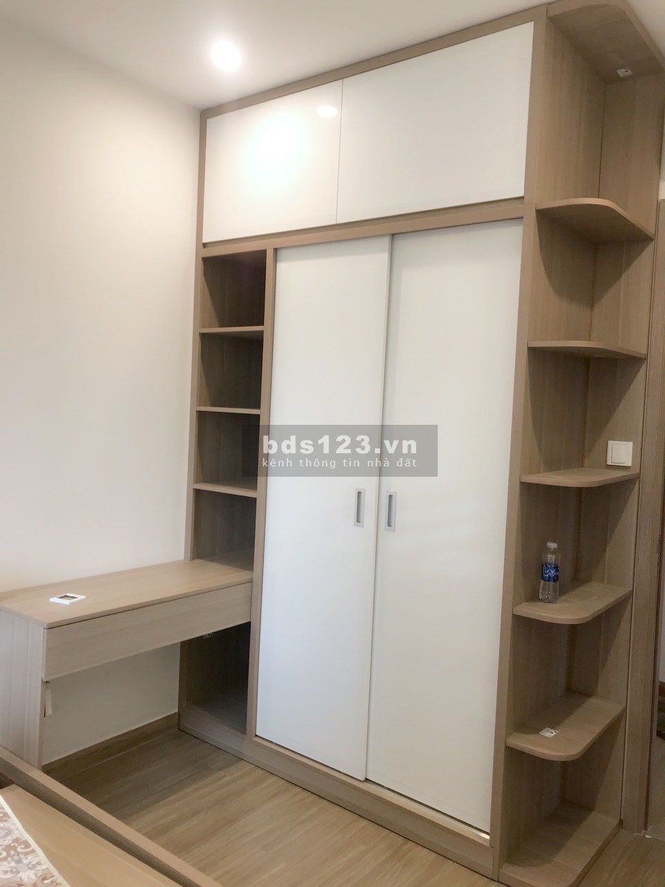 canhosakuzavinhosmatcity 3 ngủ 2vs 76m tòa SA2 đông nam giá tốt 4.250 ty bao phi