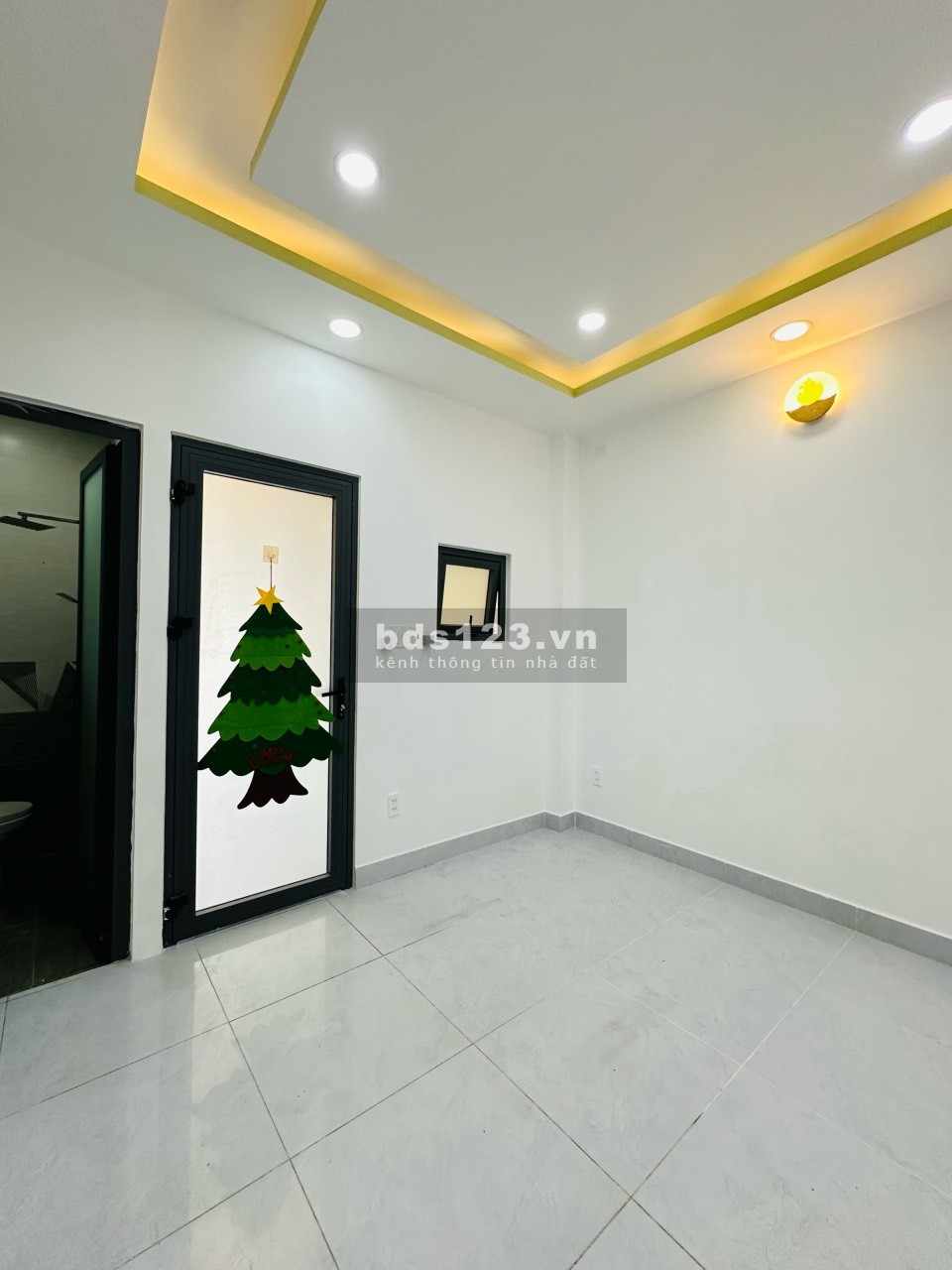 Bán nhà Phan Xích Long Quận Phú Nhuận, Nhà 1 trệt 1 lửng 3 tầng