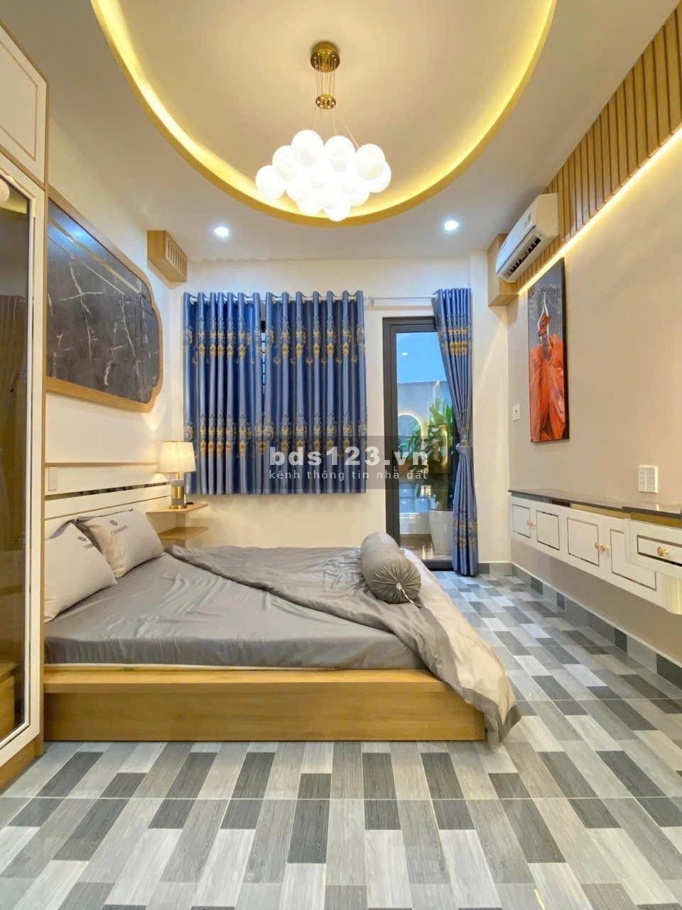 Gấp! Chỉ với 2 tỷ 050. Nhà Yên Thế, P2, Tân Bình (gần sân bay TSN) . DT 41m2 (1 trệt 2 lầu). SHR