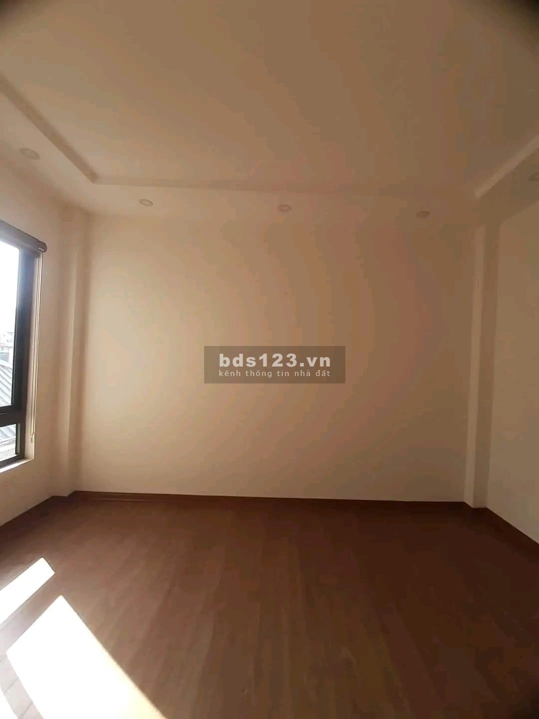 BÁN NHÀ HOÀNG HOA THÁM - BA ĐÌNH - GIÁ 6.5TỶ