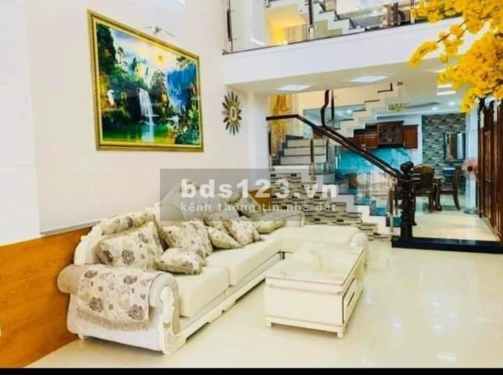 Bán Nhà Siêu Phẩm, Hẻm ÔTô 7M, Ngay Chợ Thạch Đà, 4.2 x 16M, 4 Tầng, Sổ A4, Chỉ 7.650 Tỷ
