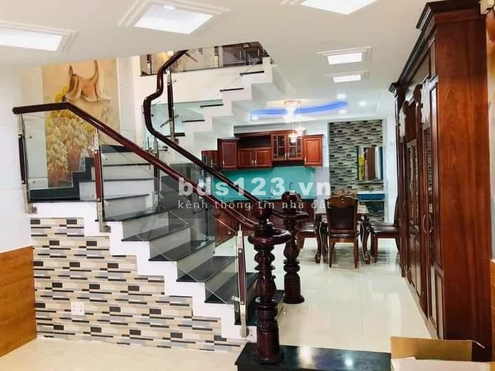 Bán Nhà Siêu Phẩm, Hẻm ÔTô 7M, Ngay Chợ Thạch Đà, 4.2 x 16M, 4 Tầng, Sổ A4, Chỉ 7.650 Tỷ