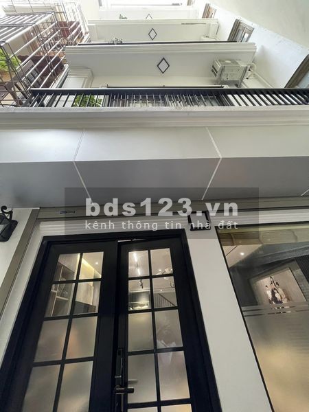 BÁN NHÀ QUÁN THÁNH - BA ĐÌNH 44m2, 5 TẦNG MẶT TIỀN 4,5M GIÁ BÁN CHỈ 11,5tỷ
