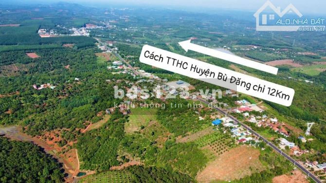 Quá ngộp. Bán nhanh chỉ với 120tr. Có ngay lô đất 185m2. Mặt tiền đường nhựa 18 m. Ngay Bình Phước.