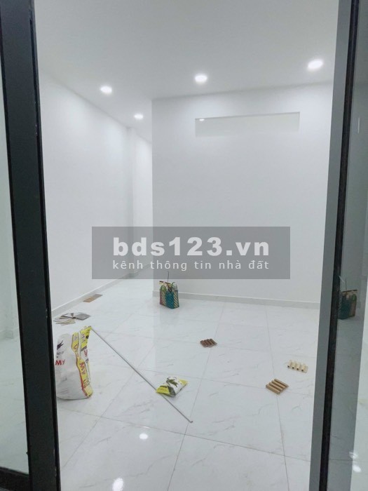 Nhà Mới Xách Vali Vào Là Ở Được Diện Tích 70m2 Tại P.Hiệp Bình Phước TP.Thủ Đức Chỉ Nhỉnh 3 tỷ.