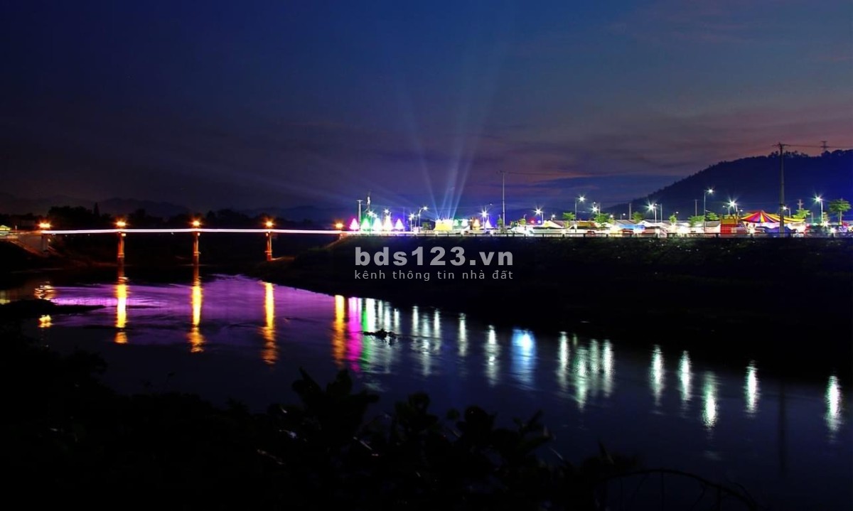 Đất đẹp tại khu đô thị Thanh Sơn Riverside. Phù hợp để kinh doanh hoặc ở.