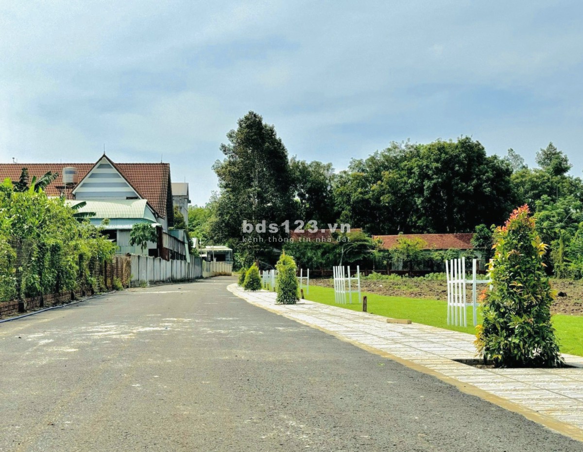Ngợp bán gấp 2 lô 189m2 ngay Trường tiểu học