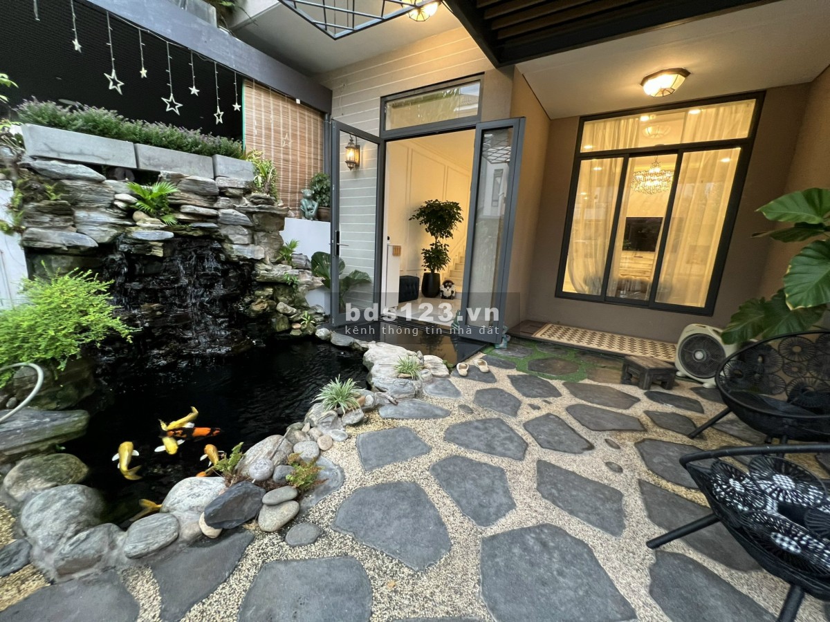 CHỈ 12,2 TỶ_ BIỆT THỰ HỒ CÁ KOI KDC LAVILA, nội thất cc, khu compound, đủ tiện ích nội khu