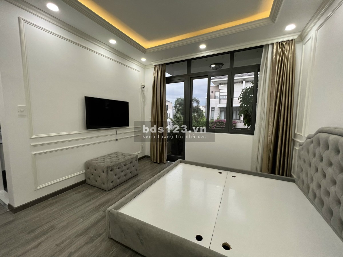 CHỈ 12,2 TỶ_ BIỆT THỰ HỒ CÁ KOI KDC LAVILA, nội thất cc, khu compound, đủ tiện ích nội khu